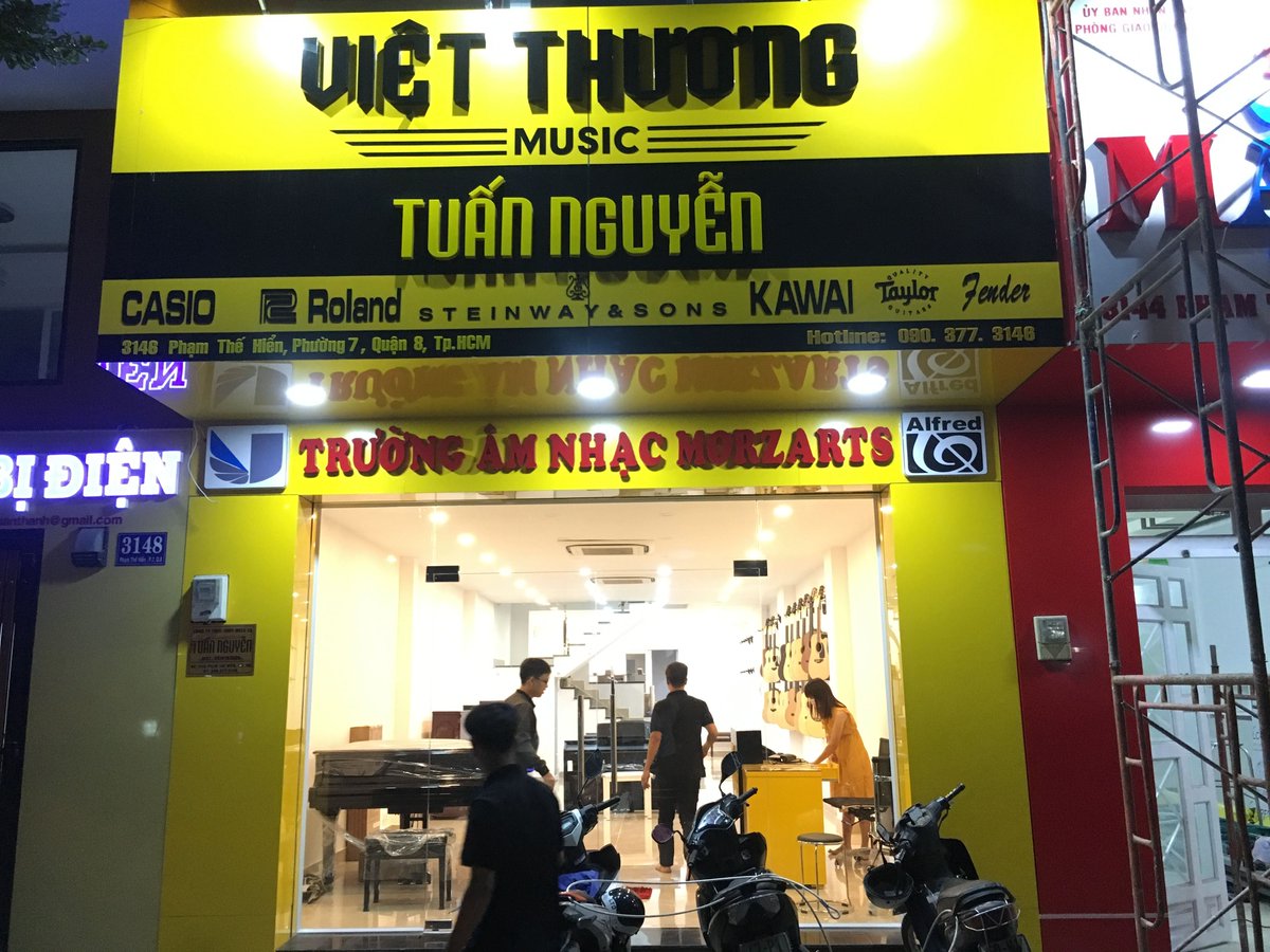showroom Tuấn Nguyễn quận 8